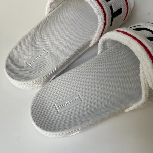 HUNTER Original White Terry Slide Sandals - Picture 10 of 11